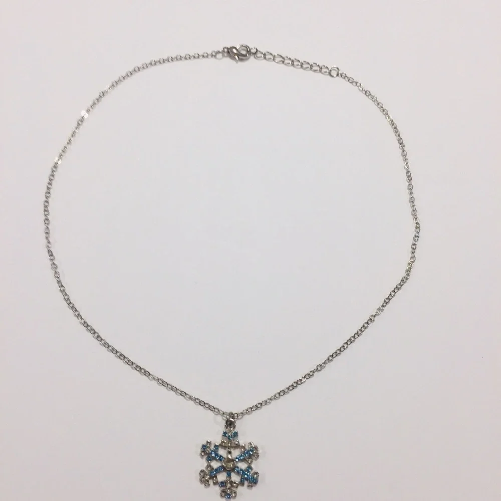 Bundle girls 4-pcs Gold-tone Silver-tone necklaces